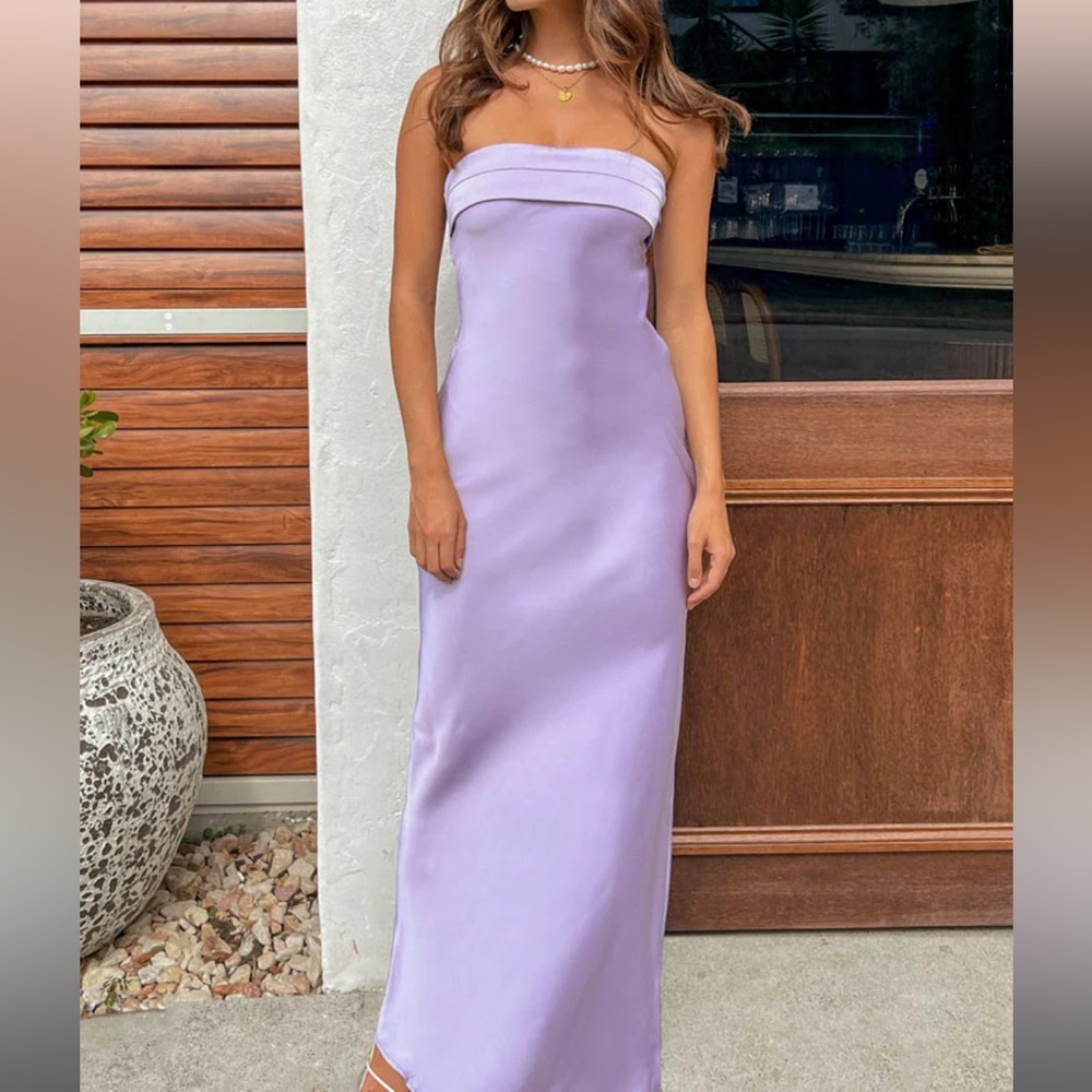 COPY - Beginning boutique strapless dress!!
